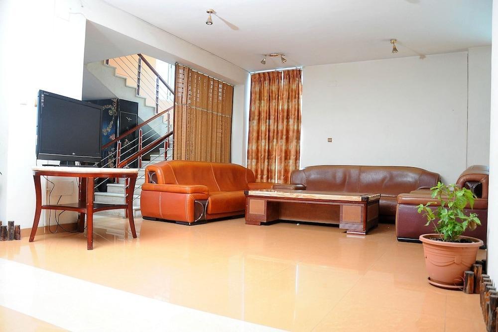 Dimitri Hotel Addis Abeba Zewnętrze zdjęcie